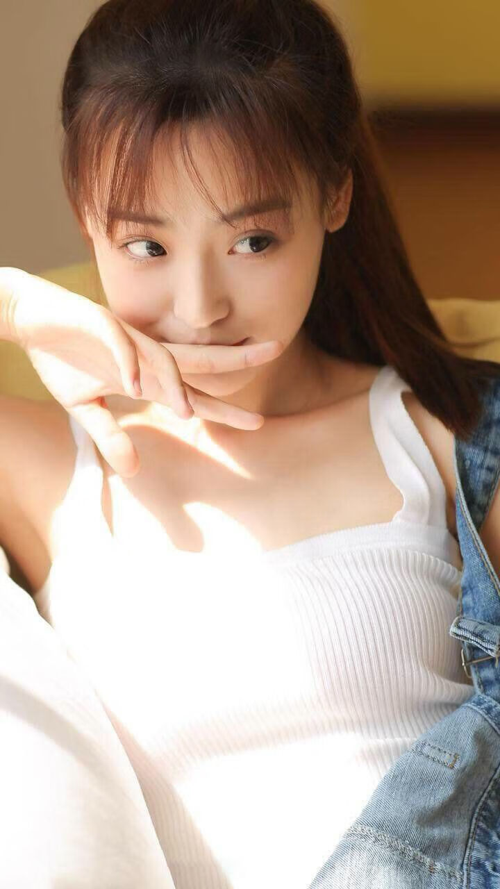 黄蜂封闭战术室升级为互动投影模式，黄蜂控卫