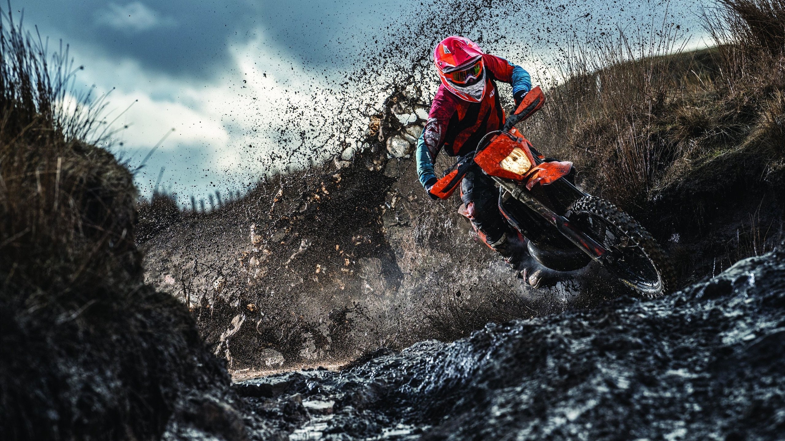 “天气变奏：从暴雨到大雪的极限考验”，天气巨变